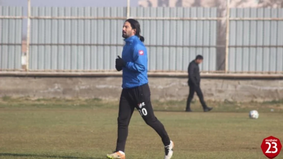 Yiğitcan Erdoğan yeniden Elazığspor'da