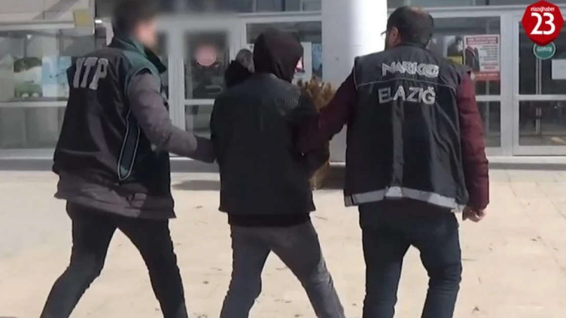 Yüzlerce uyuşturucu hap ile yakalandı, tutuklandı