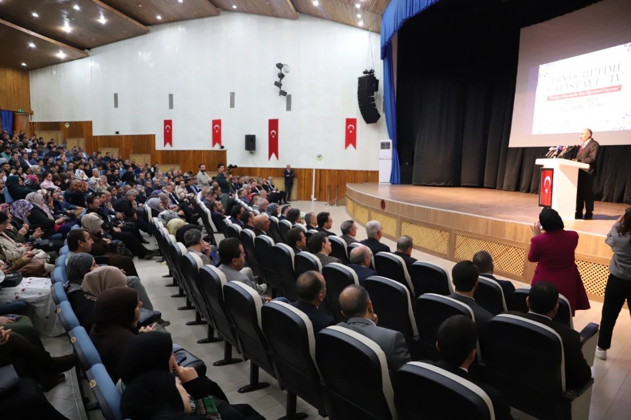 Elazığ'da 'Din Öğretimi Çalıştayı – 4' Düzenlendi