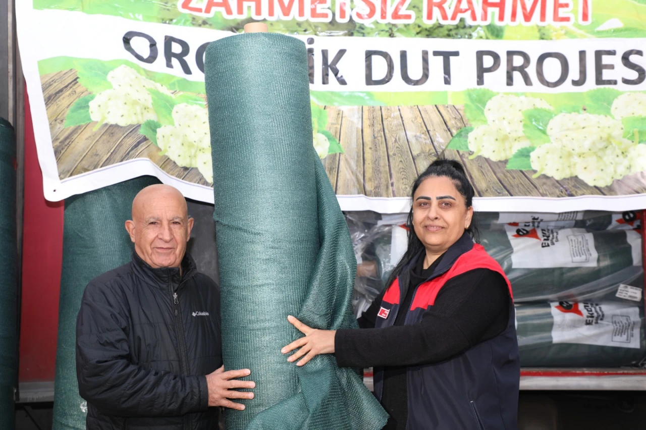 'Zahmetsiz Rahmet Dut Projesi'nde Yeni Aşama: Üreticilere Dut Filesi Dağıtıldı