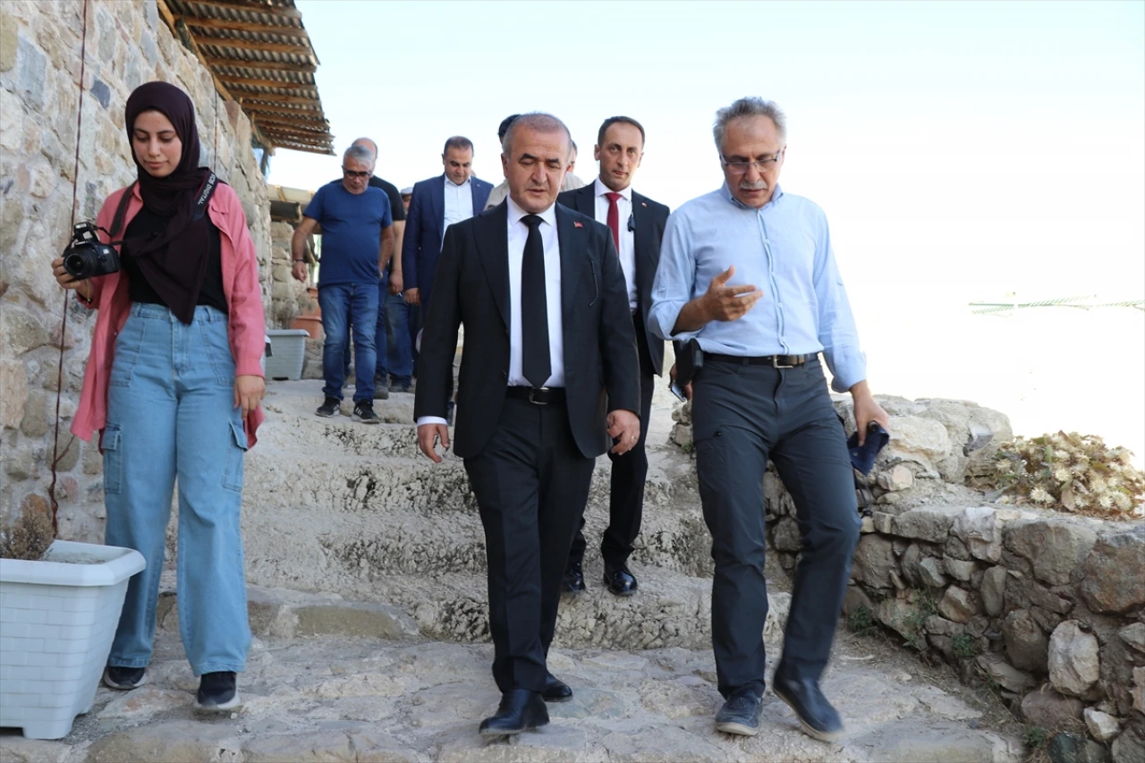 Elazığ'a Değer Katan İsim: Vali Numan Hatipoğlu