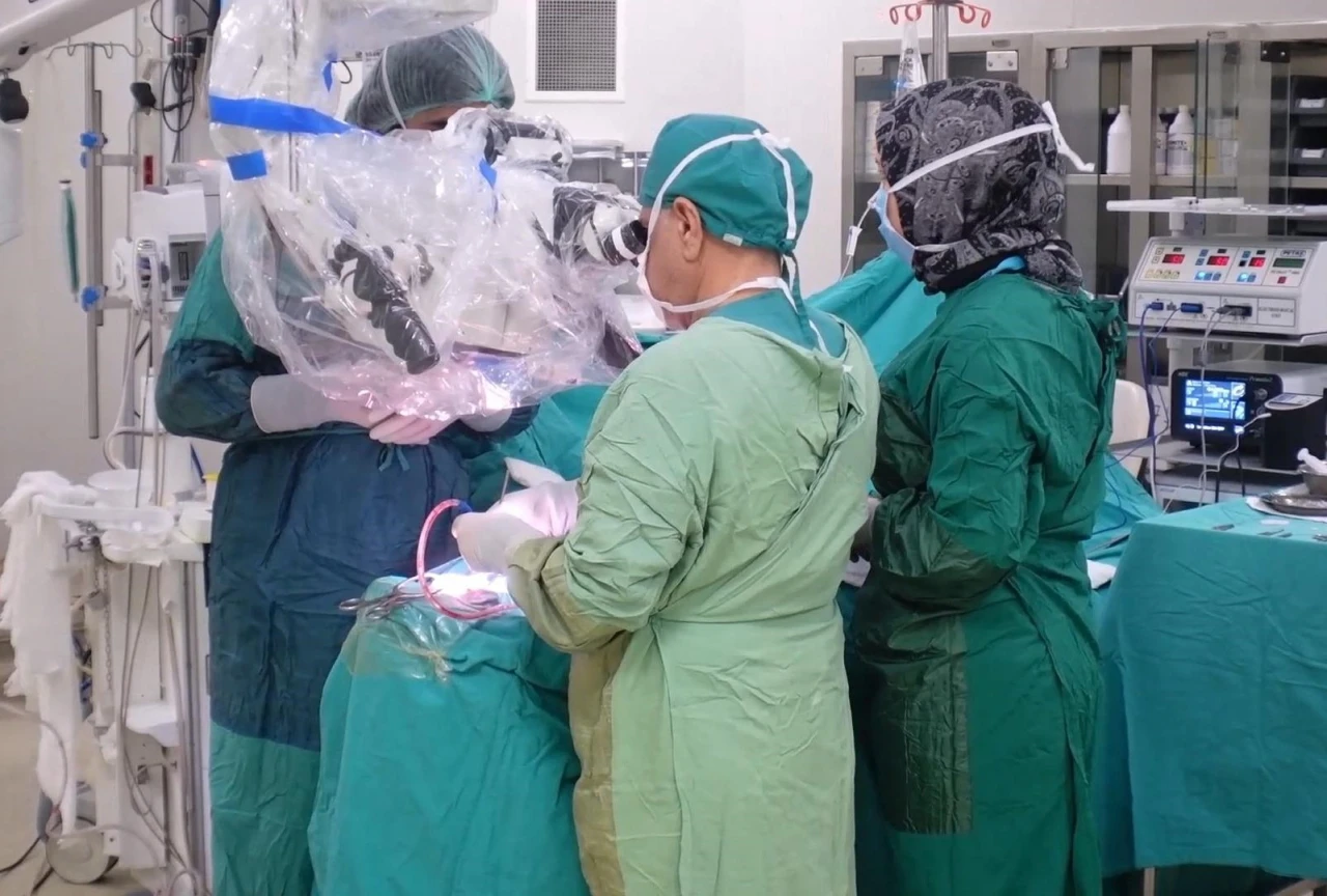 Prof. Dr. Erol'dan Beyin Tümörleri Uyarısı: Belirtiler Göz Ardı Edilmemeli