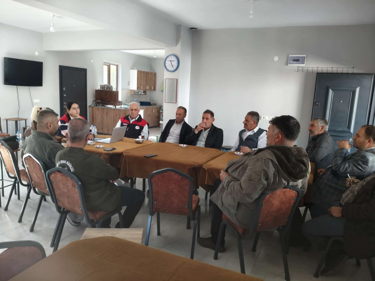 Buzağı Ölümlerinin Önlenmesine Yönelik Eğitimler Başladı