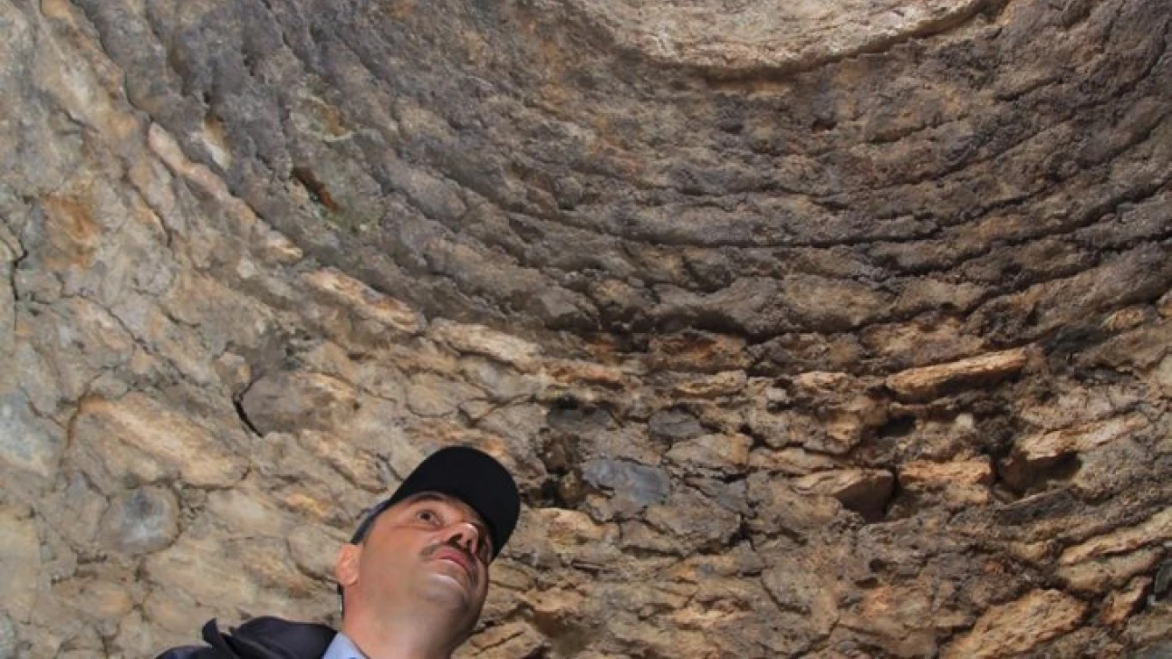 Vali Kaldırım O Kümbeti İnceledi