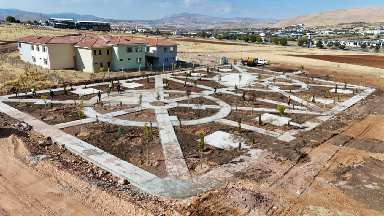 Elazığ Belediyesi'nden Güneykent Mahallesi'ne Yeni Yaşam Alanı
