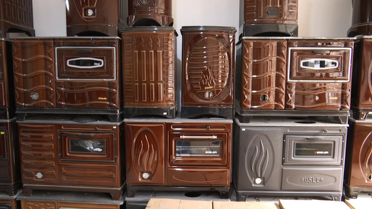 Elazığ'da Kış Hazırlıkları Başladı: Sobaya İlgi Yeniden Arttı