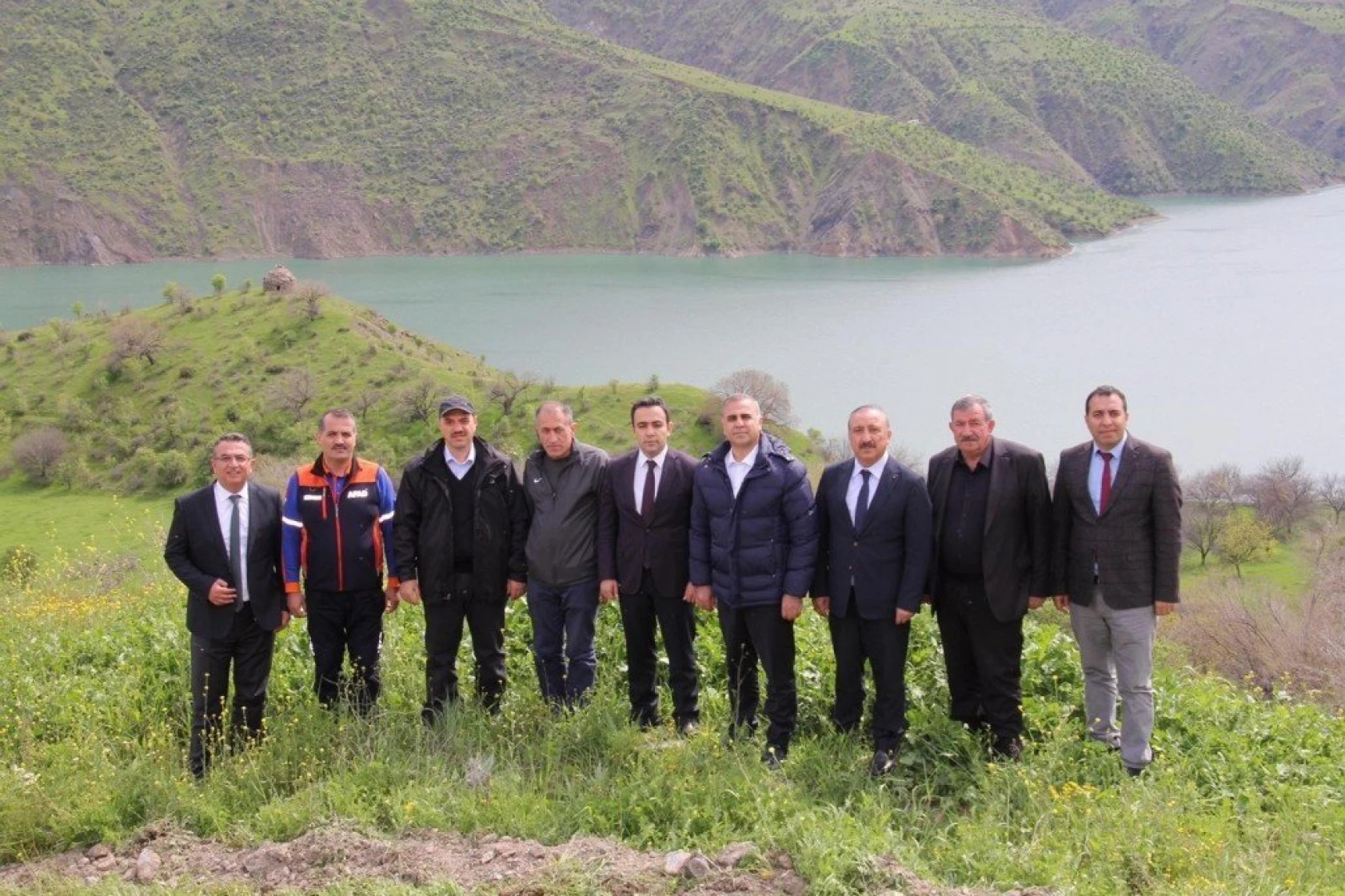 Vali Kaldırım O Kümbeti İnceledi