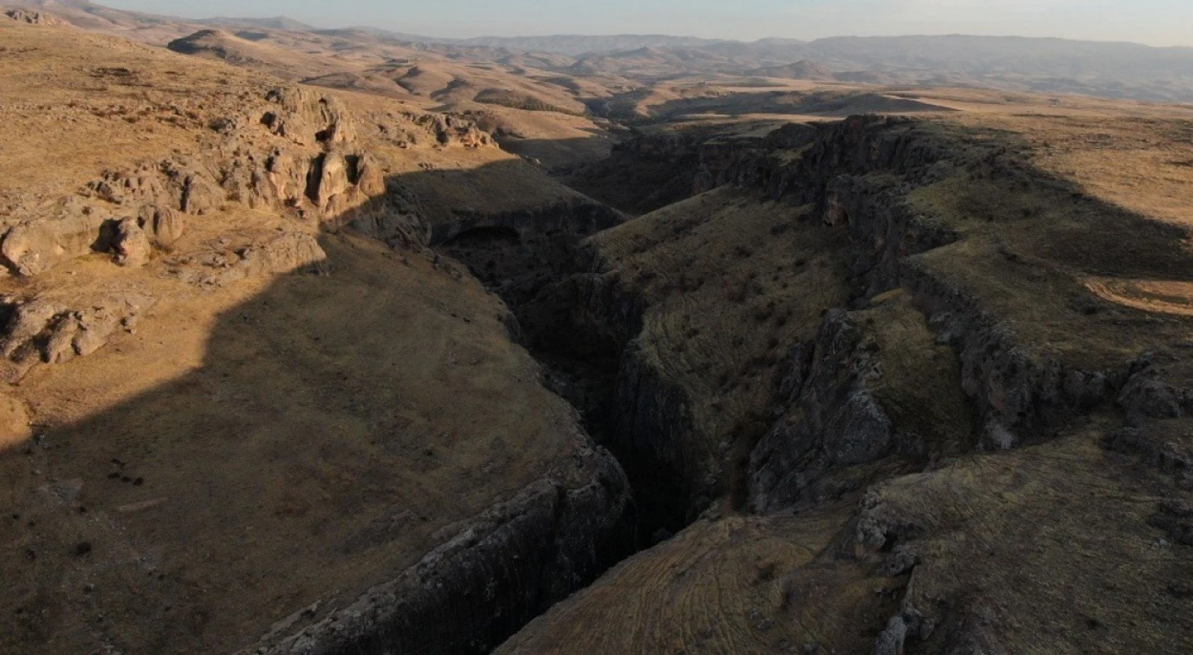 Elazığ'da 9 Milyon Yıllık Yeni Keşif Kanyonları Bir De Böyle Görün