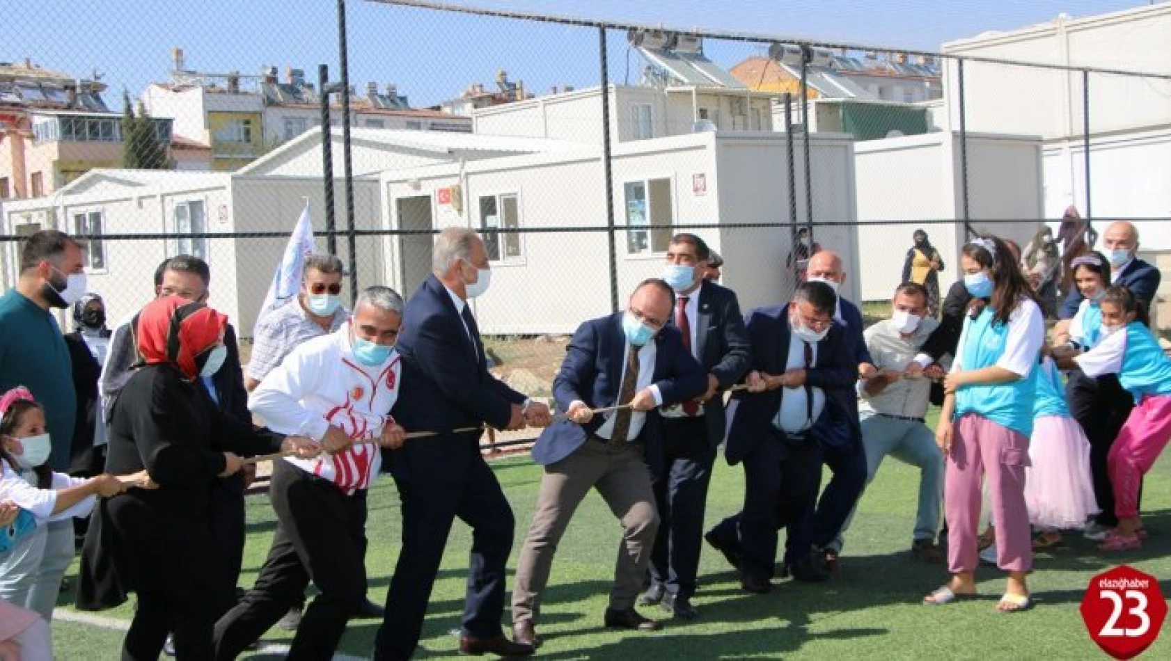 Elazığ'da Depremzede Çocuklar Geleneksel Oyunlarla Eğlendi