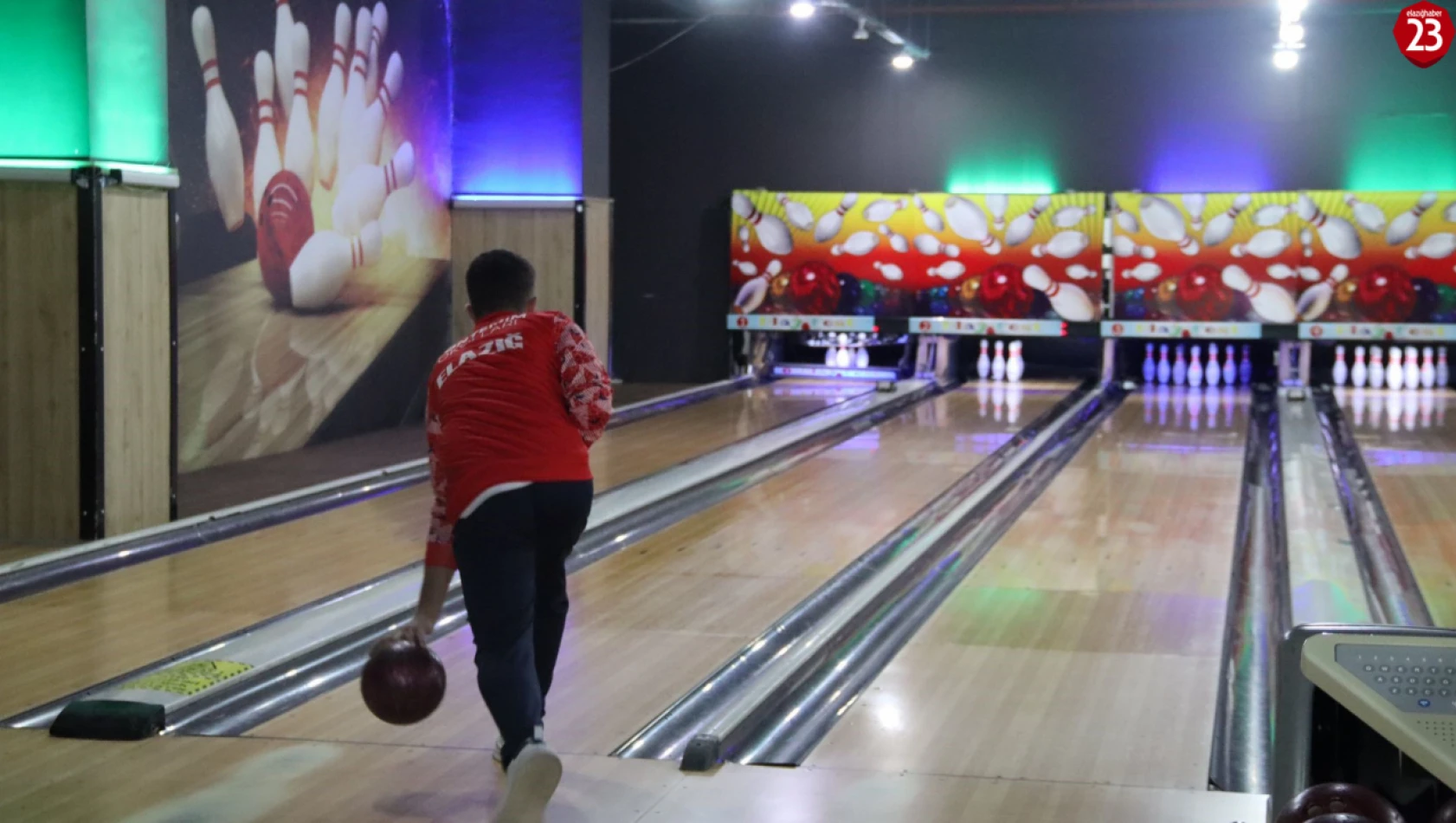 Elazığ'da Okul Sporları Bowling Müsabakaları Tamamlandı