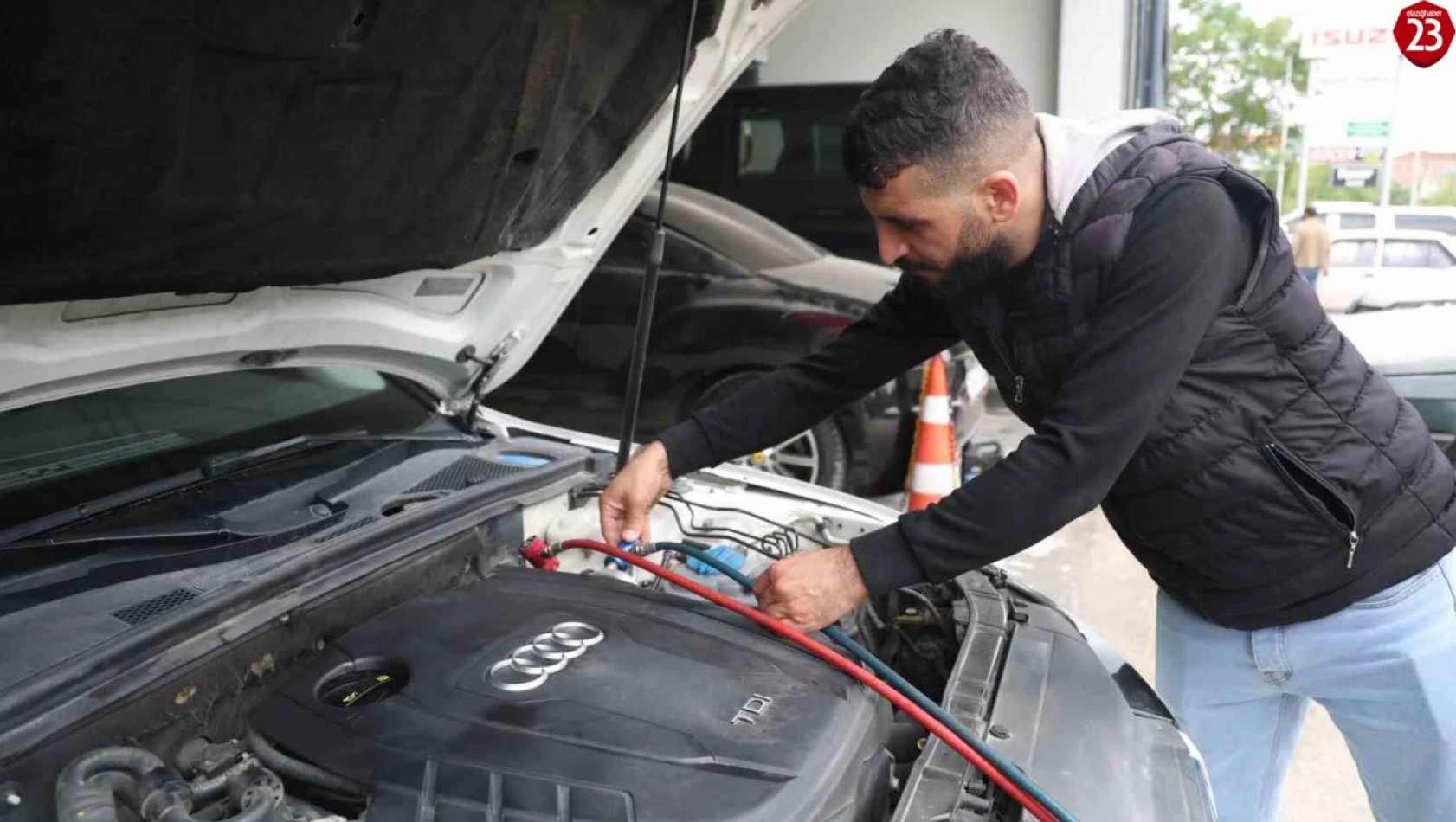 Oto ustalarından sağlık ve tasarruf için 'klima' uyarısı