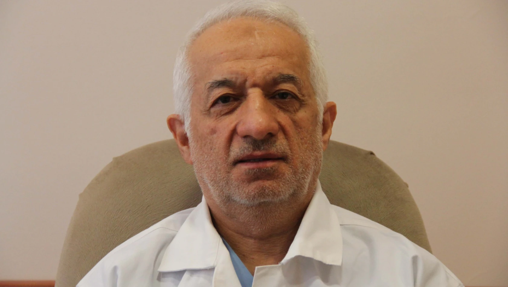Prof.Dr.Ayhan Akbulut, Dünya'da 39 Milyon Aids'li Hasta Var