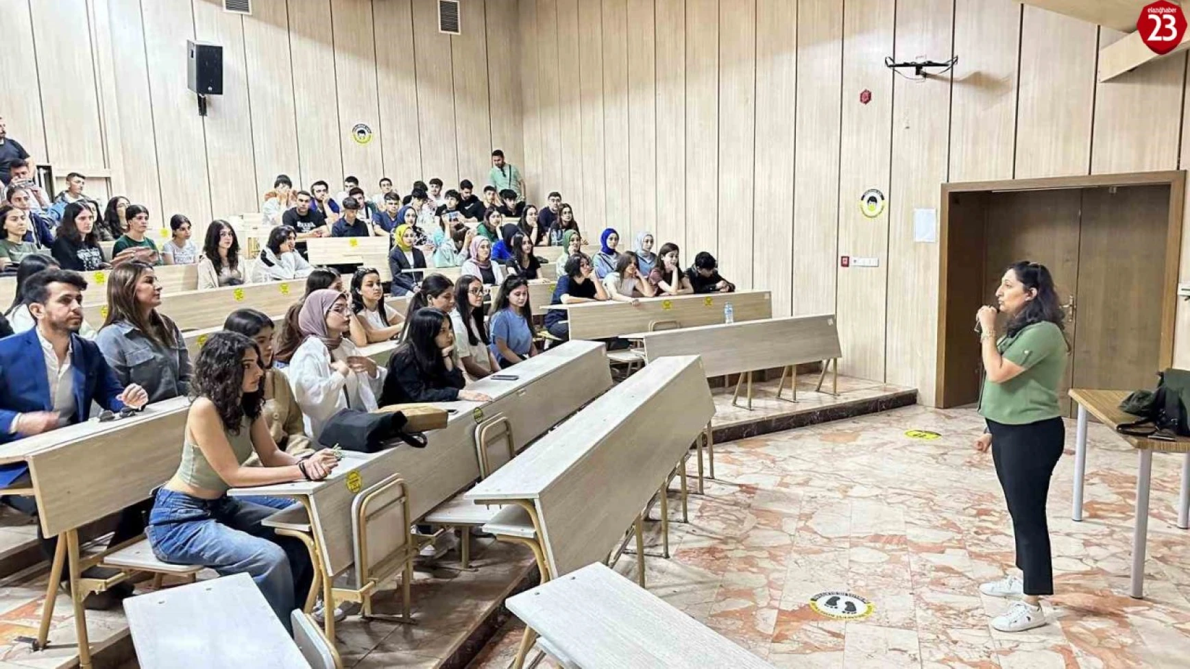 Lise öğrencileri Fırat Üniversitesi'ni gezdi