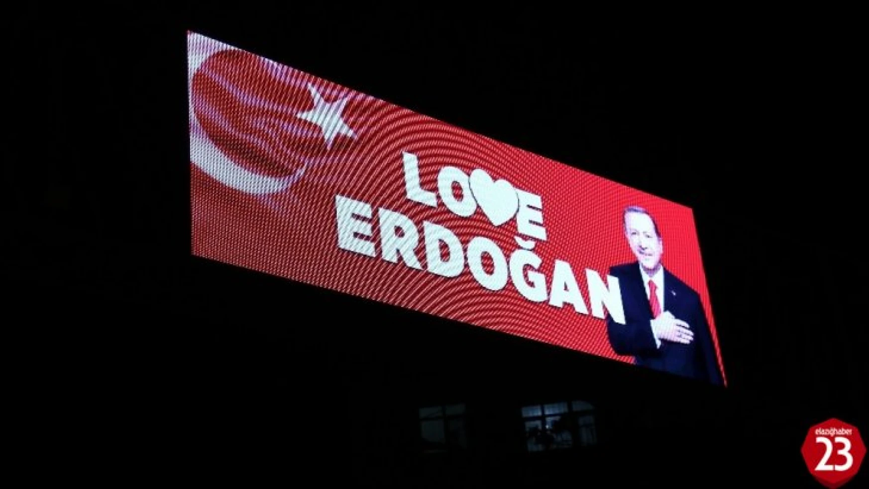 'Stop Erdoğan' skandalına Elazığ'dan 'Love Erdoğan' yanıtı