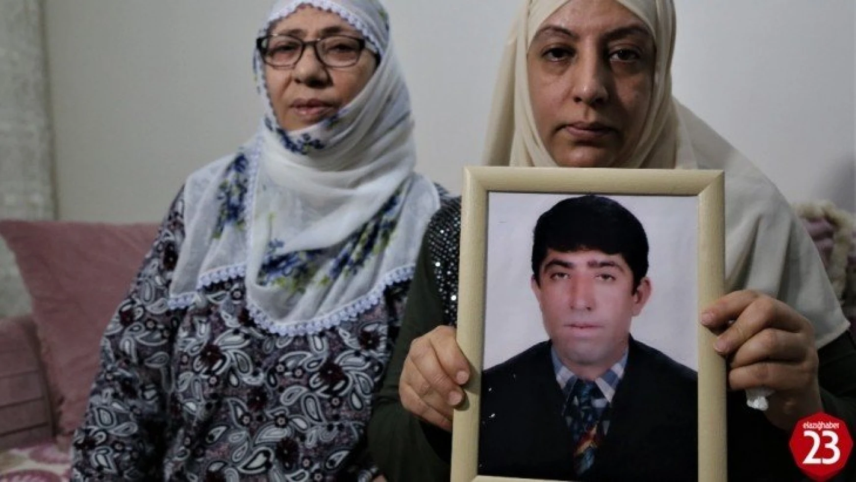 15 yıldır Irak'a giden ve bir daha haber alamadığı oğlunu bekliyor