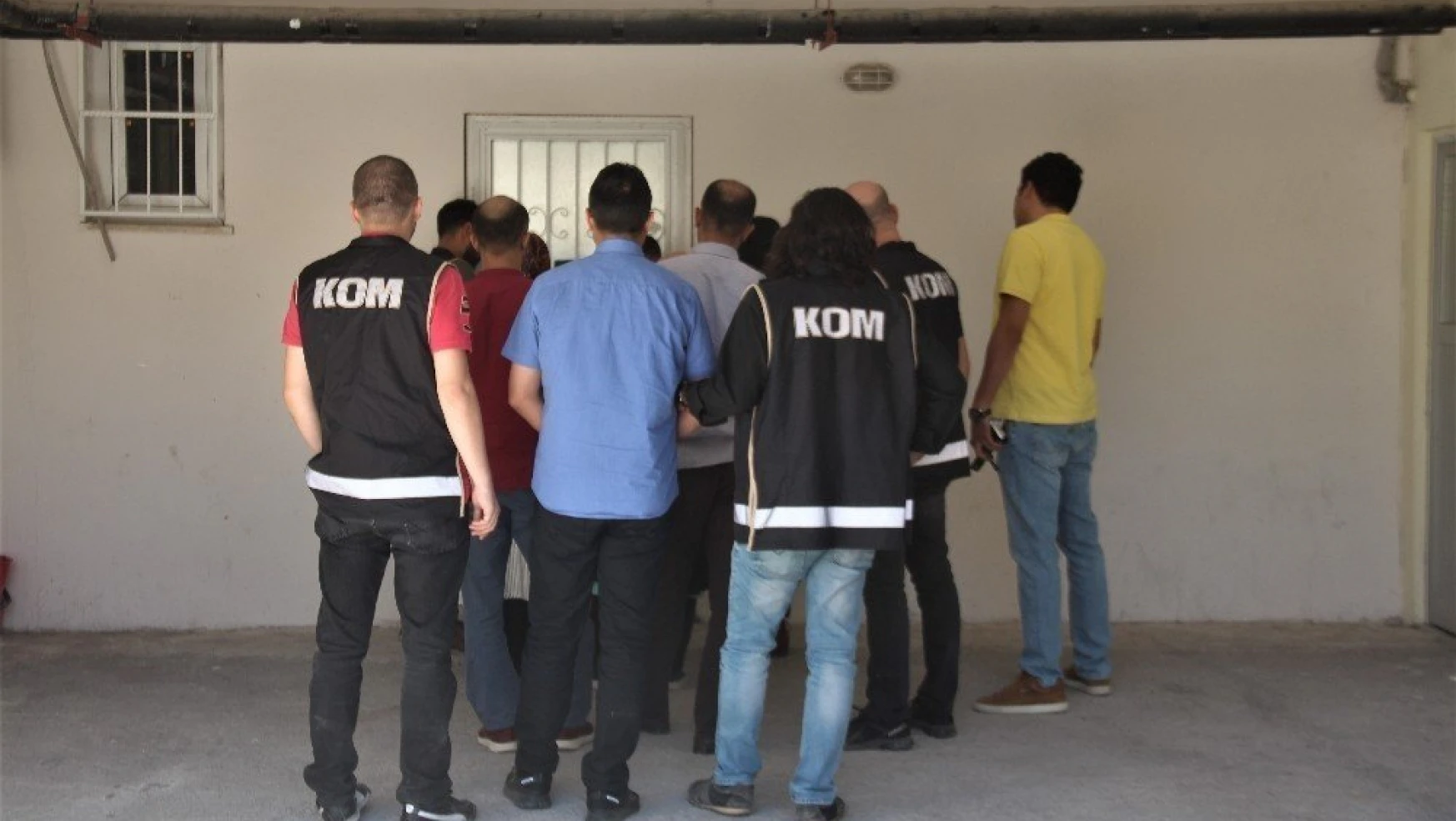Elazığ'da FETÖ'nün Gaybubet Evinde Yakalanan 5 Şüpheli Tutuklandı
