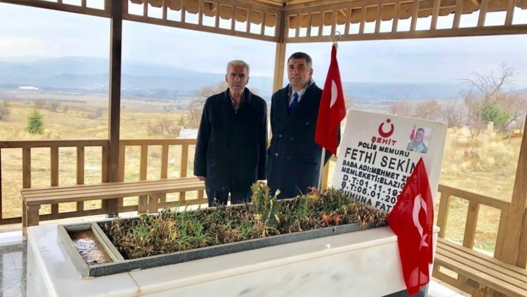 Milletvekili Gürsel Erol, Şehit Sekin'in Kabrini Ziyaret Etti