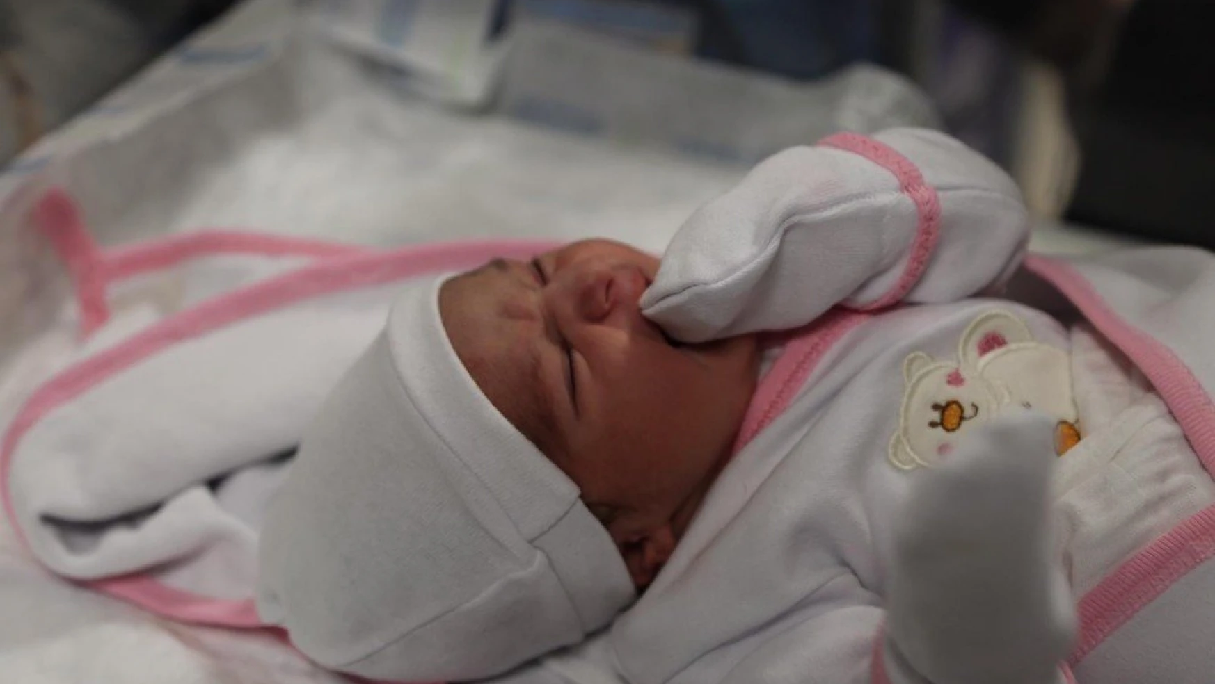 Elazığ'da Yılın İlk Bebeği Bahar Mila Oldu