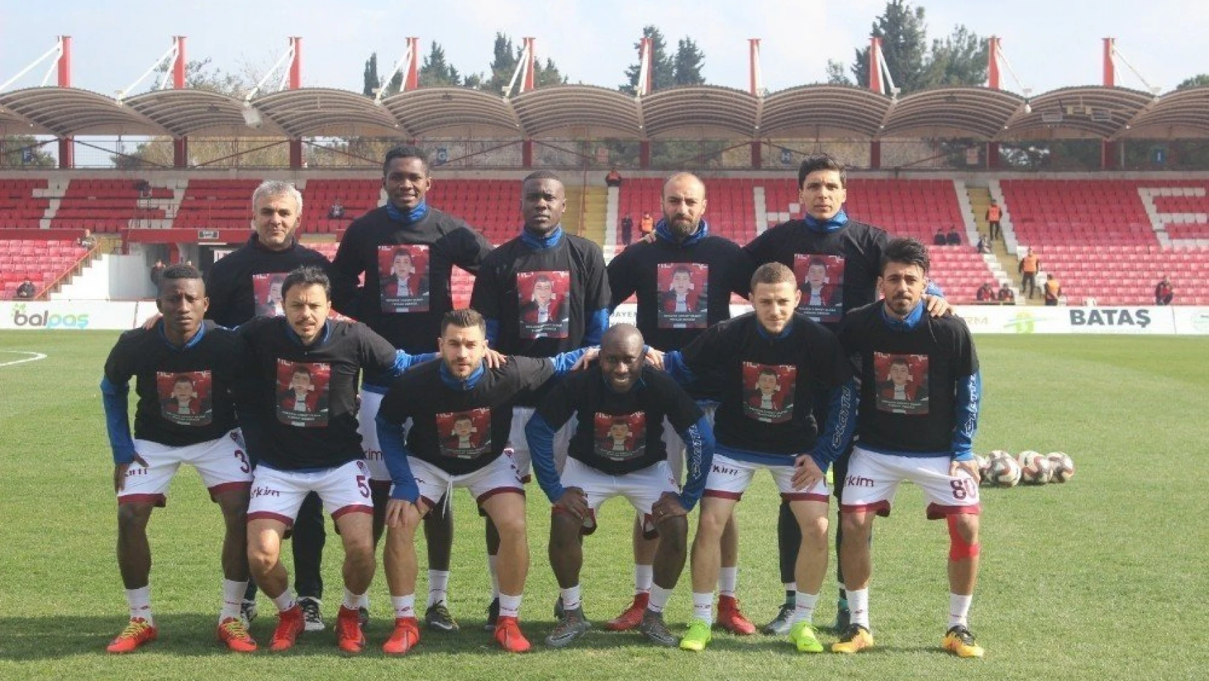 Elazığsporlu Futbolcular, Koca Yürekli Küçük Adamı Unutmadılar