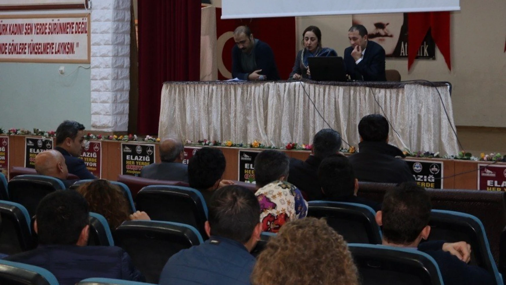 Elazığ'da Rehber Öğretmenlere Koruyucu Aile Anlatıldı