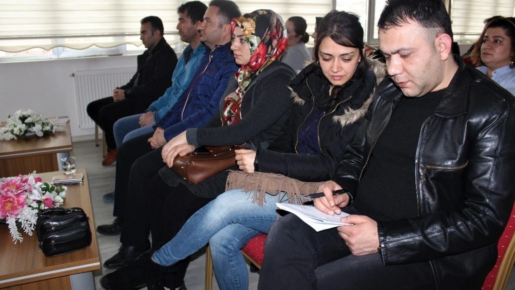Elazığ'da Eğitim Bir-Sen'den Yönetici Eğitimi Kursu
