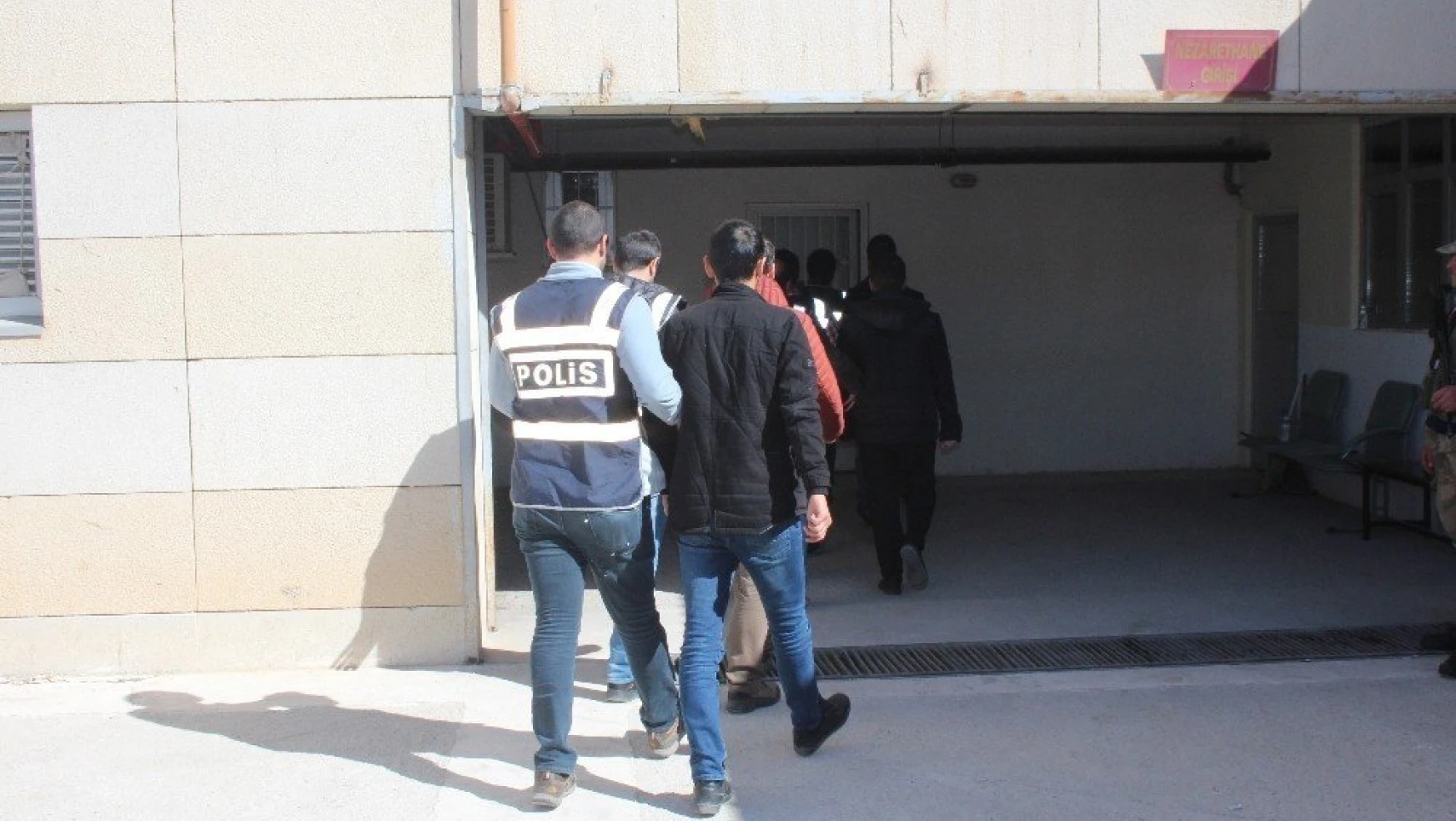 Elazığ'da FETÖ Operasyonu, 5 Şüpheli Adliyeye Sevk Edildi
