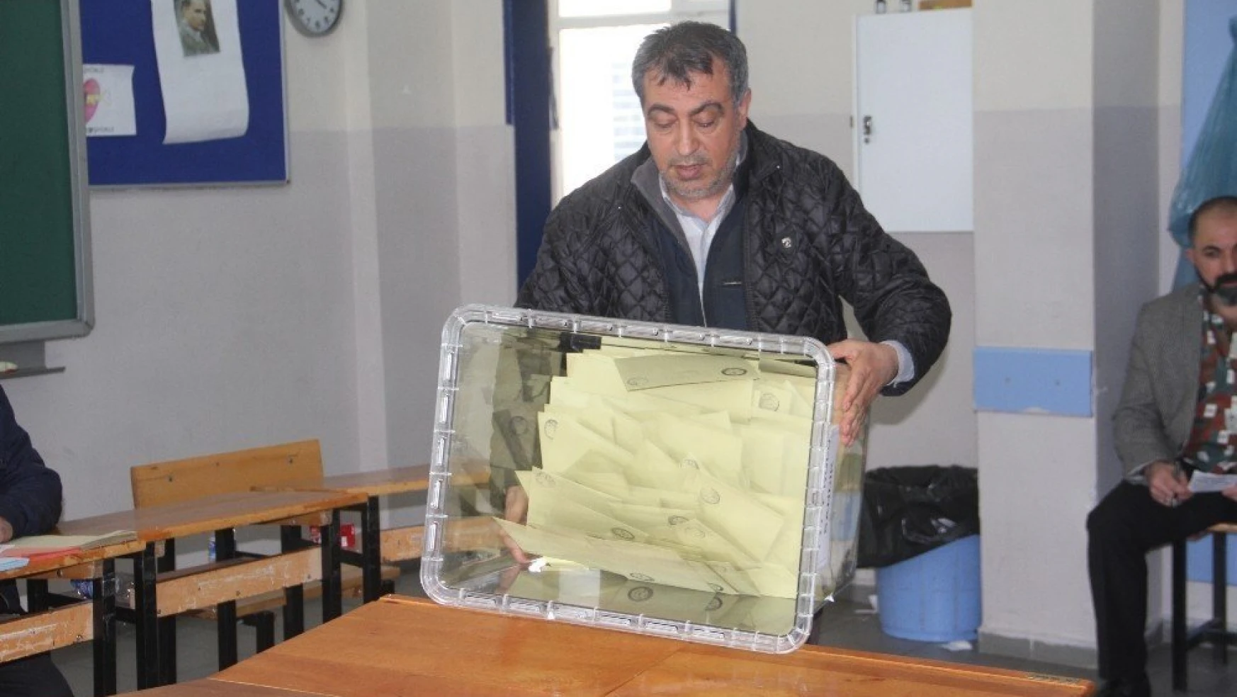 Elazığ, Tunceli ve Bingöl'de Oy Verme İşlemi Tamamlandı