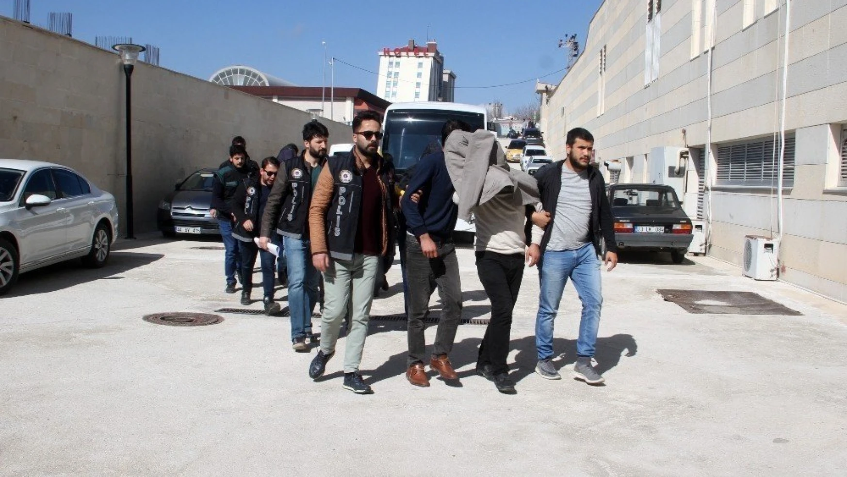 Elazığ'da uyuşturucu operasyonunda 7 tutuklama