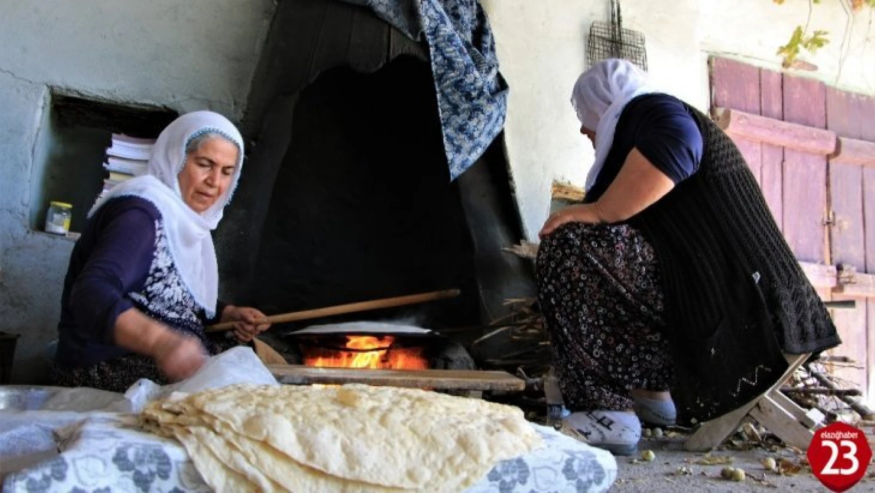 Şehir Dışında Yaşayan Elazığ'lı Aileler, Kışlık Erzaklarını Hazırladı