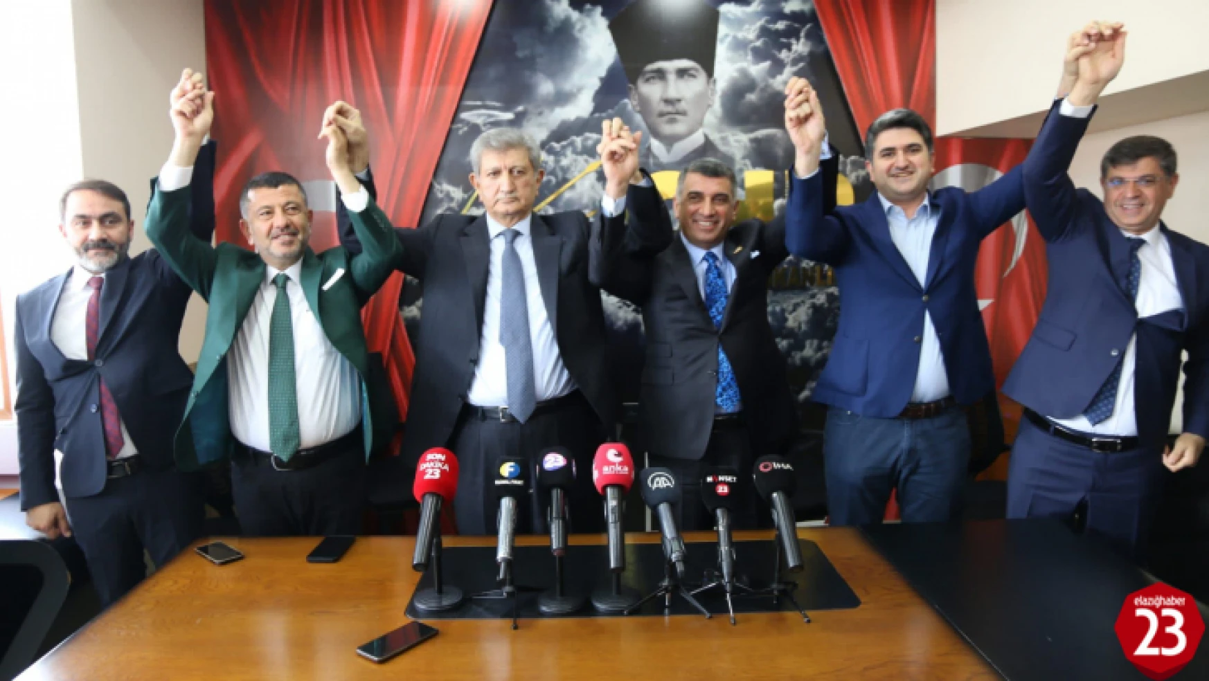 Ali Özcan, CHP İçin Bağımsız Adaylıktan Çekildi