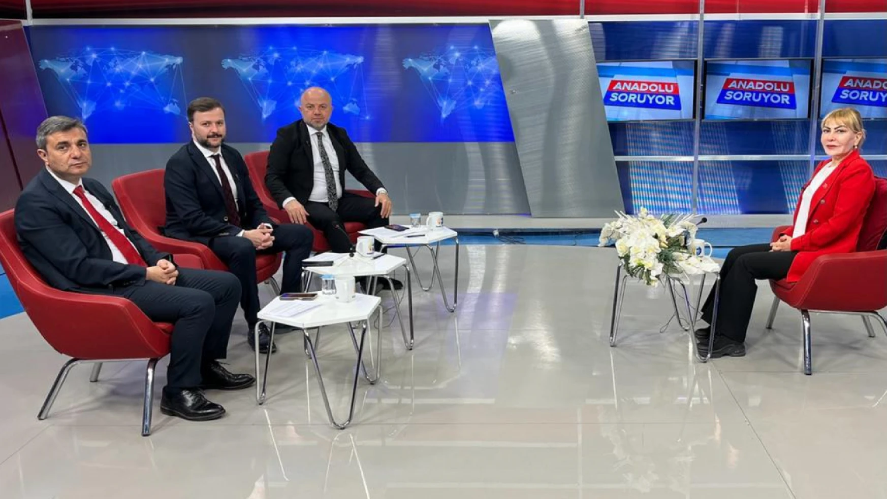 Bağımsız Aday Prof. Dr. Yasemin Açık, Anadolu Medyasında Elazığ'ı ve Elazığ'ın Sorunlarını Anlattı