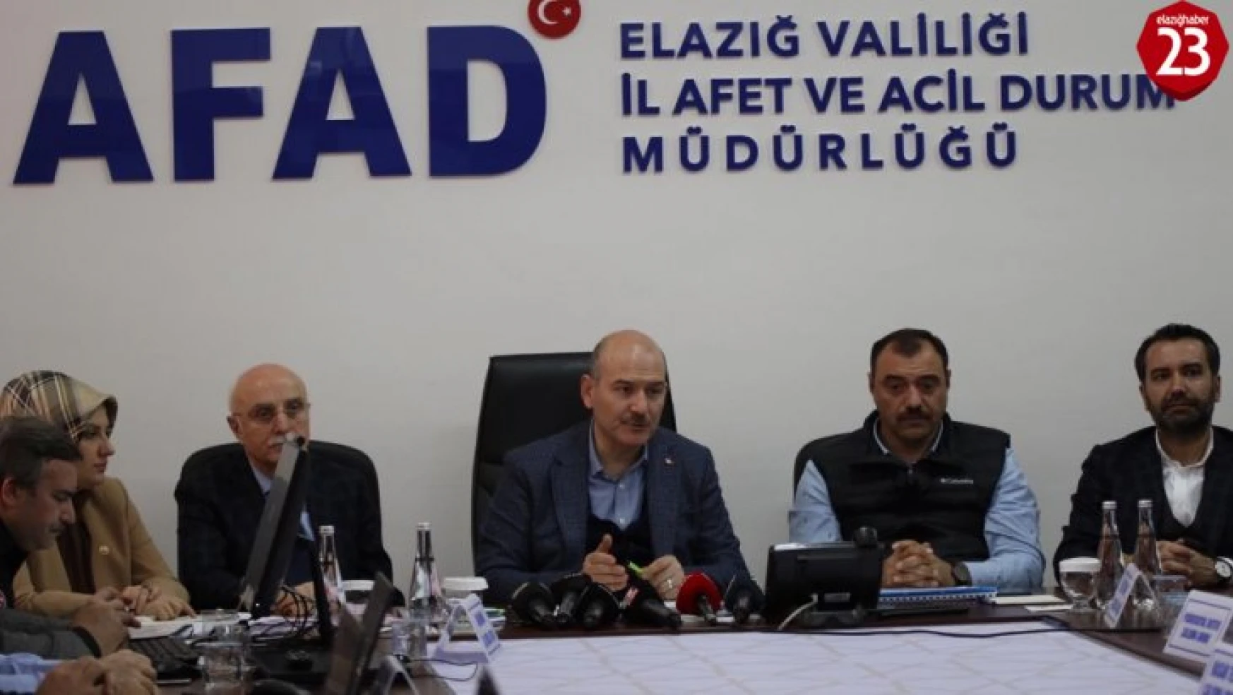Bakan Soylu: 'Devletin bugüne kadar Elazığ ve Malatya'ya ayni ve nakdi olarak gönderdiği  toplam 473 milyon lira'
