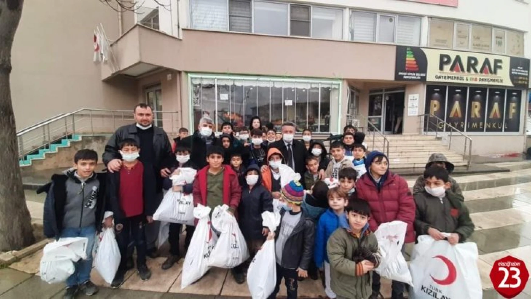 Yazıkonak Belediye Başkanı Hatif Çadırcı Çocuklarla Bir Araya Geldi