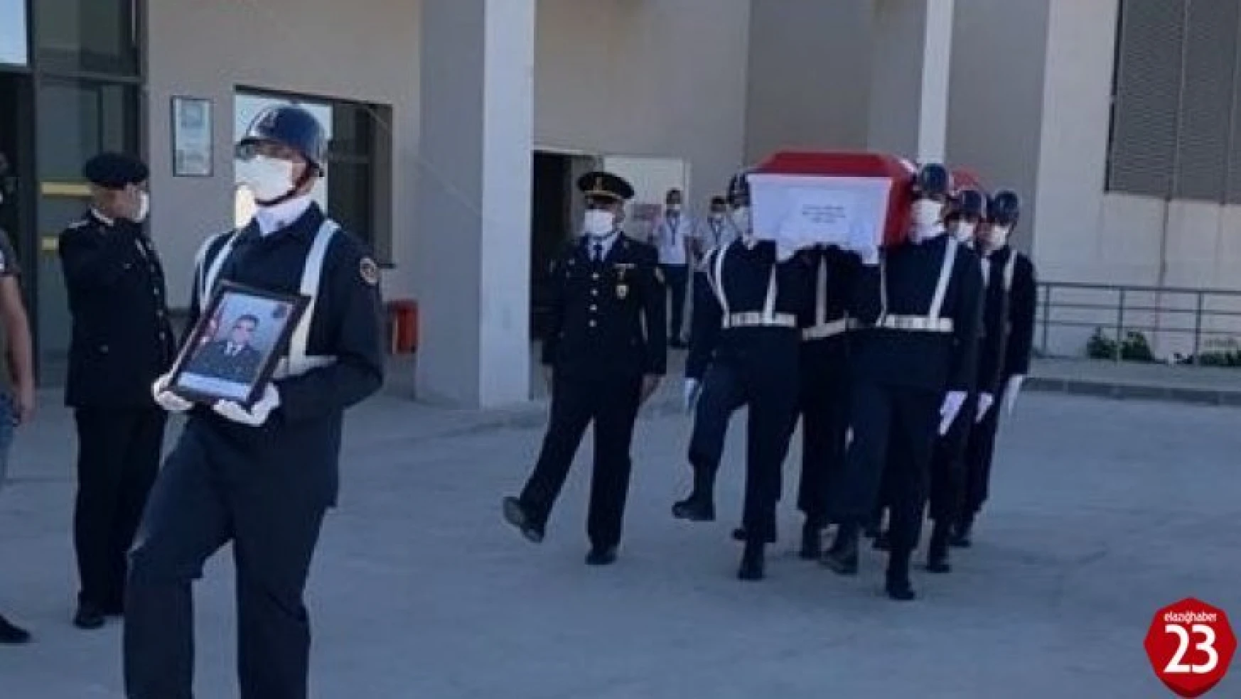 Elazığ'da Beyin Kanaması Geçiren Jandarma Uzman Çavuş Hayatını Kaybetti