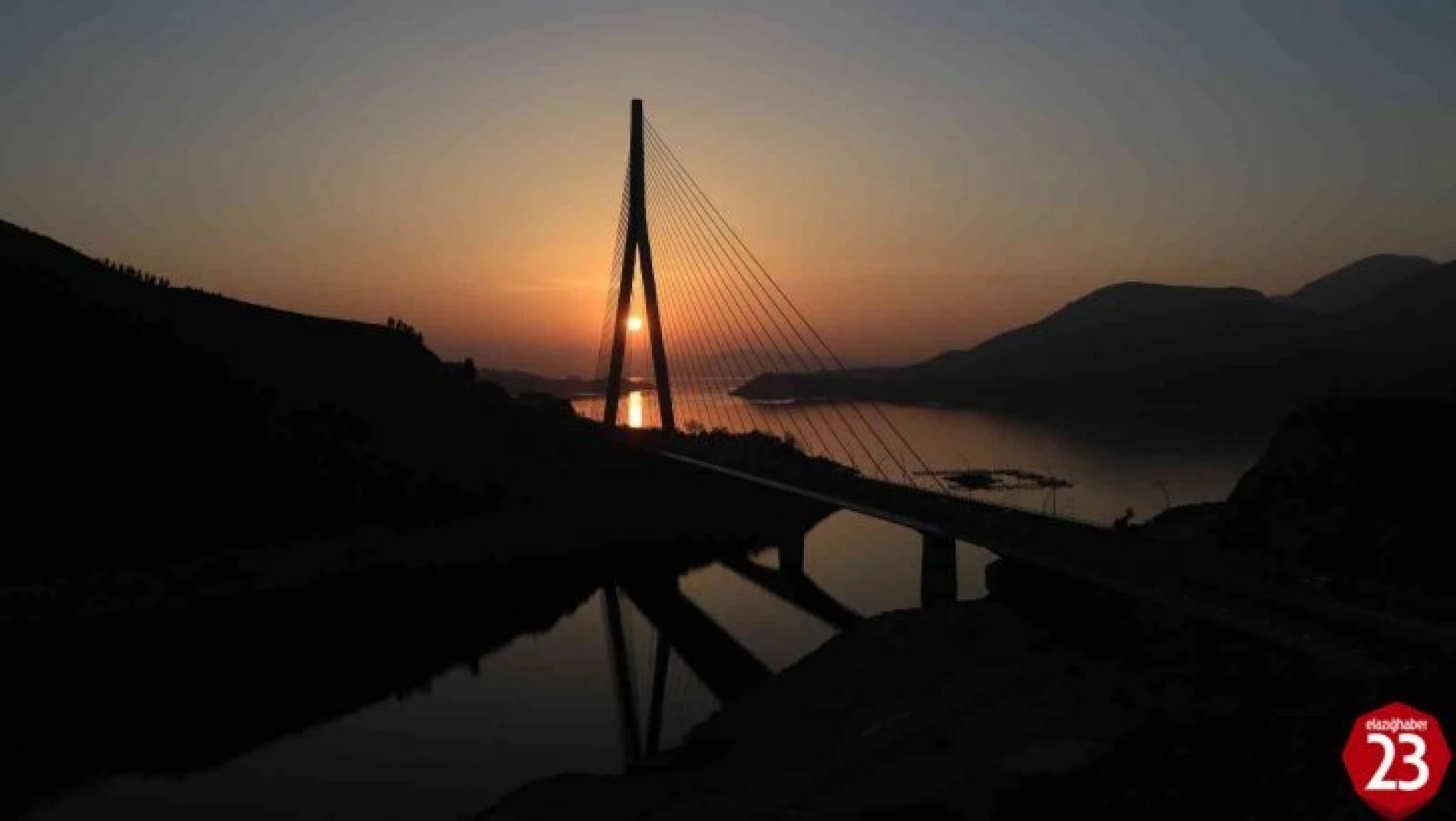 Kendi Alanında Dünya'da 4. Olan Kömürhan Köprüsünde Gün Batımı Güzelliği