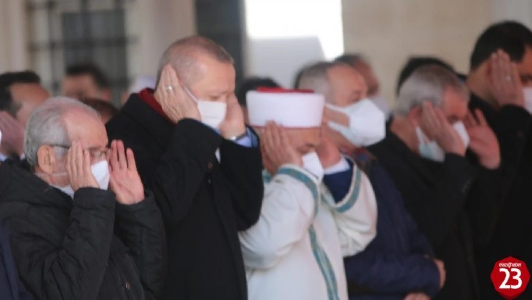 Cumhurbaşkanı Erdoğan, Hafız Abdullah Nazırlı'nın cenaze namazına katıldı