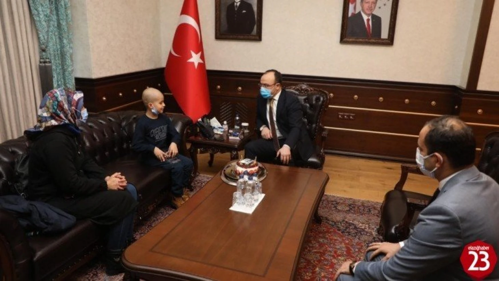 Cumhurbaşkanı Erdoğan'ın tedavisini üstlendiği Taha'ya doğum günü