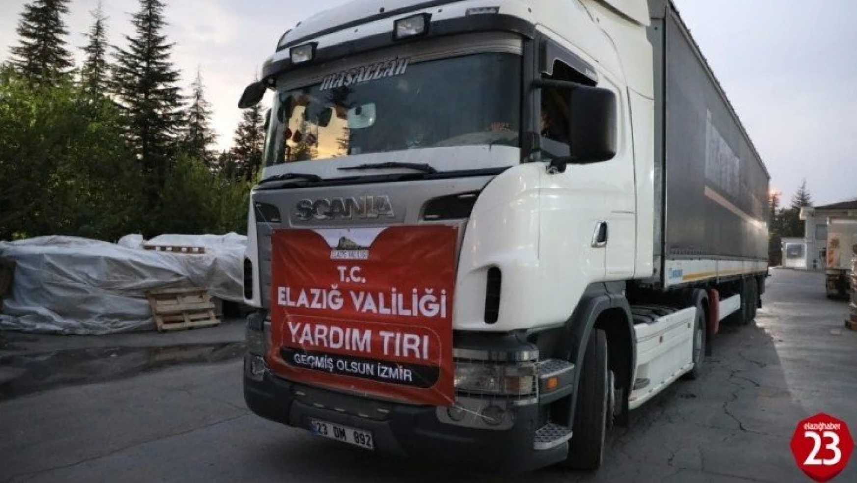 Deprem bölgesi Elazığ'dan İzmir'e 3 tır yardım daha