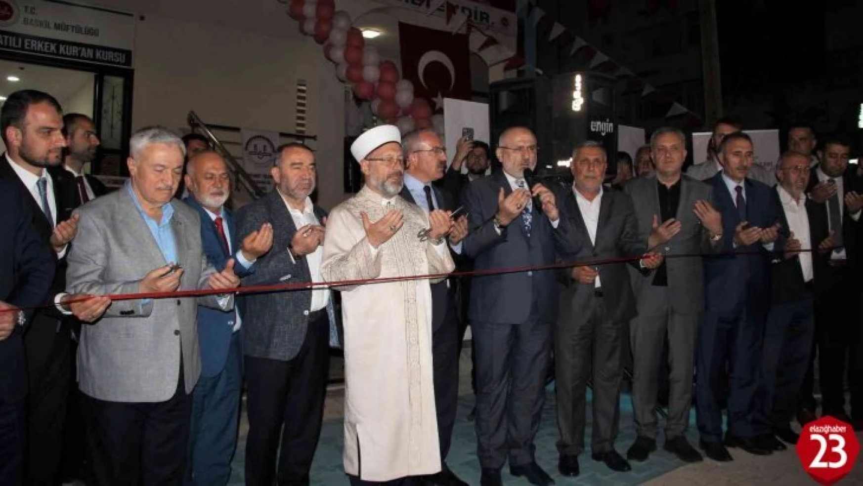 Diyanet İşleri Başkanı Erbaş, Elazığ'da 65 öğrenci kapasiteli Kur'an kursunun açılışına katıldı