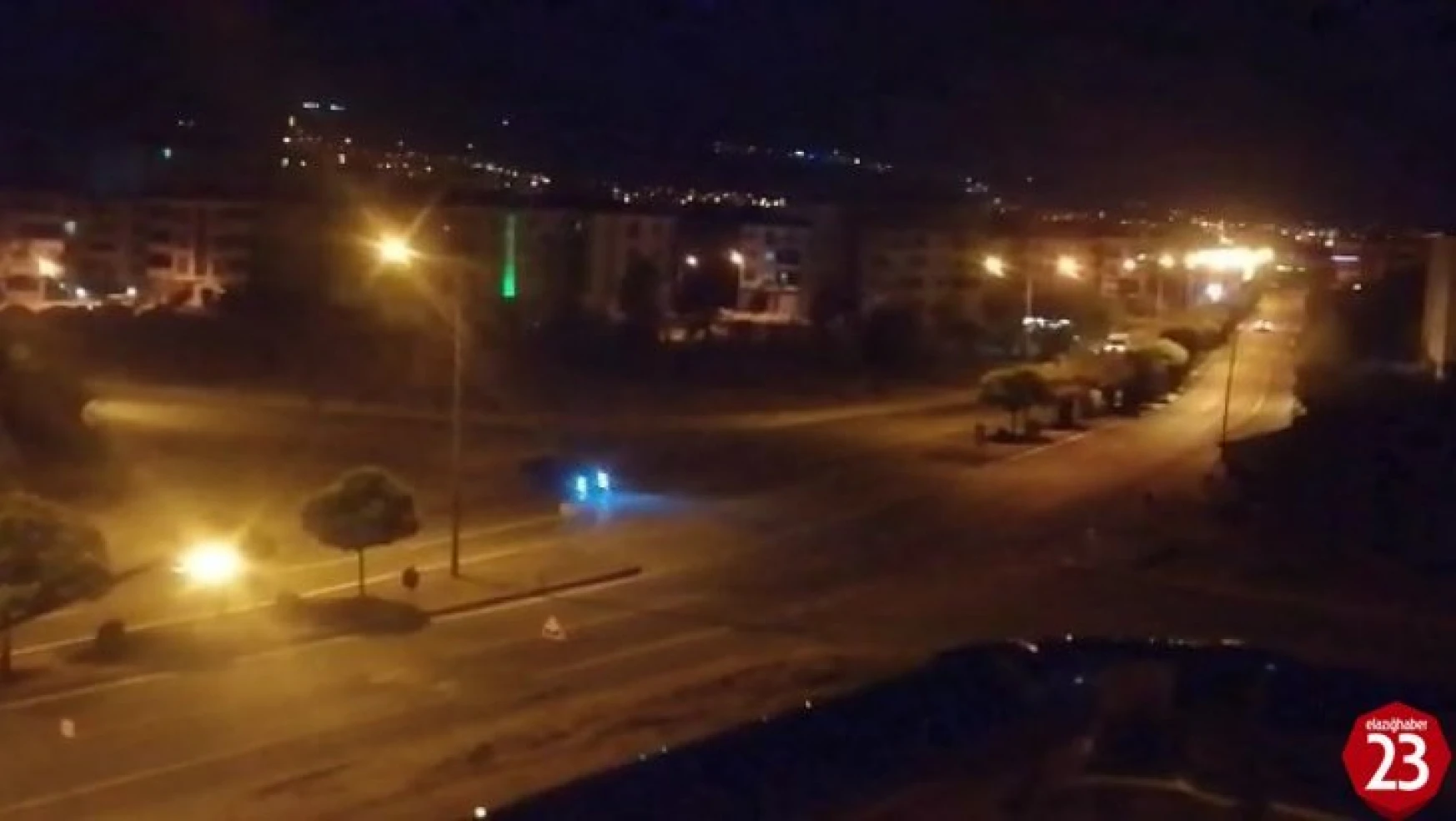 Elazığ'da Drift Atan Sürücü Trafiği Tehlikeye Soktu
