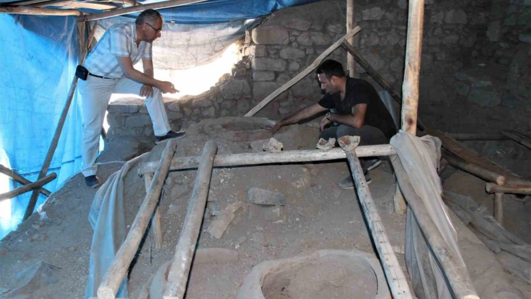 Türkiye'de Benzeri Yok, 700 Yıllık Metal Atölyesi Keşfedildi