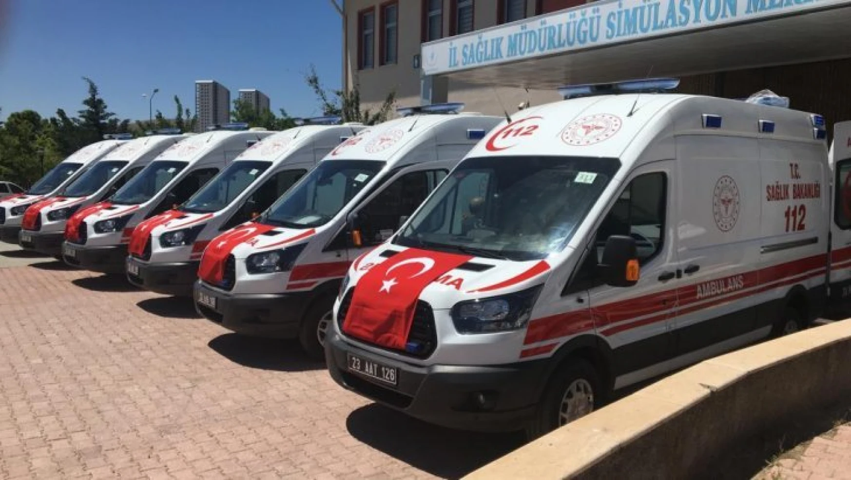 Elazığ  112' Ye Tam Donanımlı 6  Yeni Ambulans
