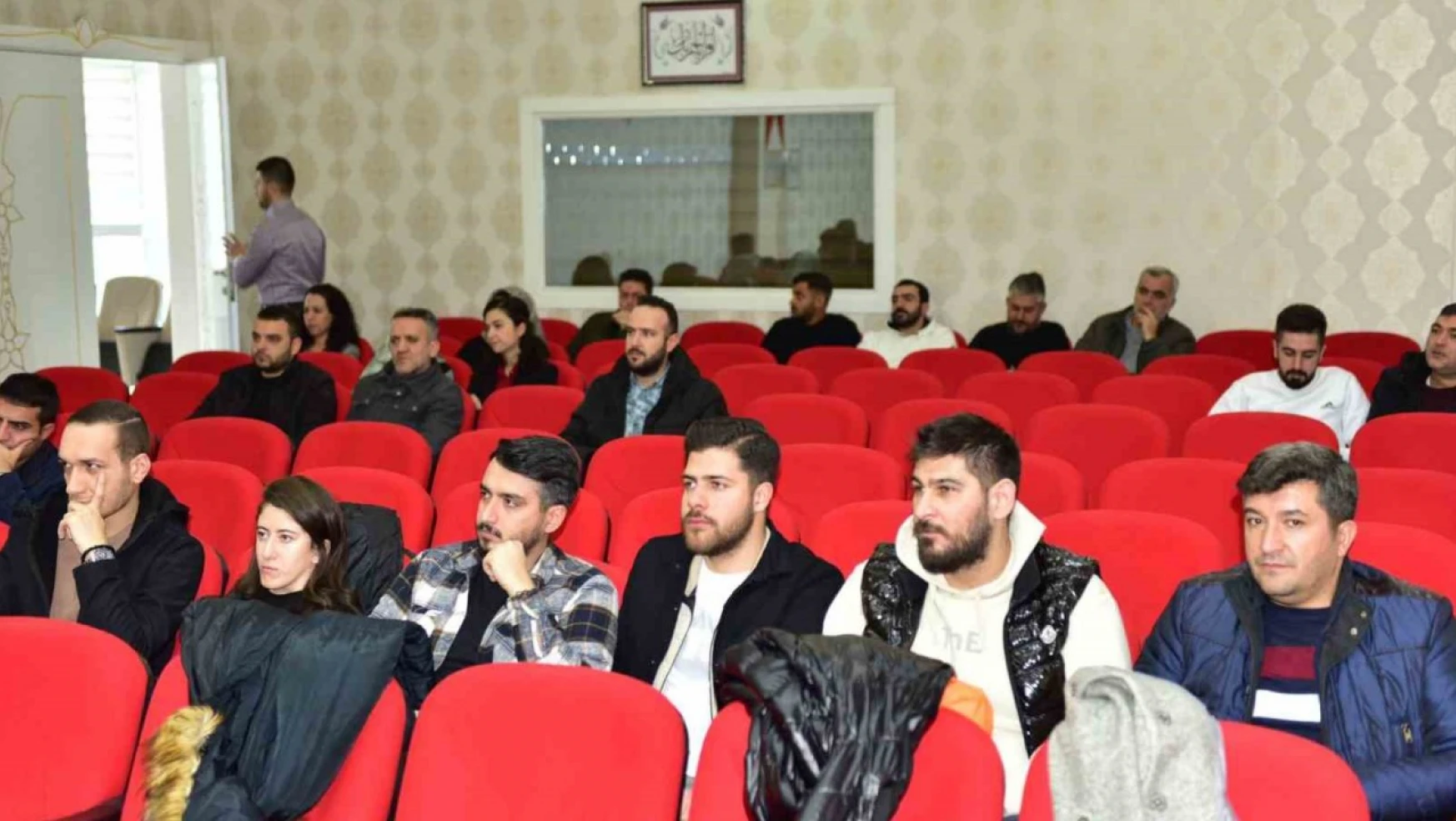 Elazığ Belediyesinden 'İş Geliştirme' semineri