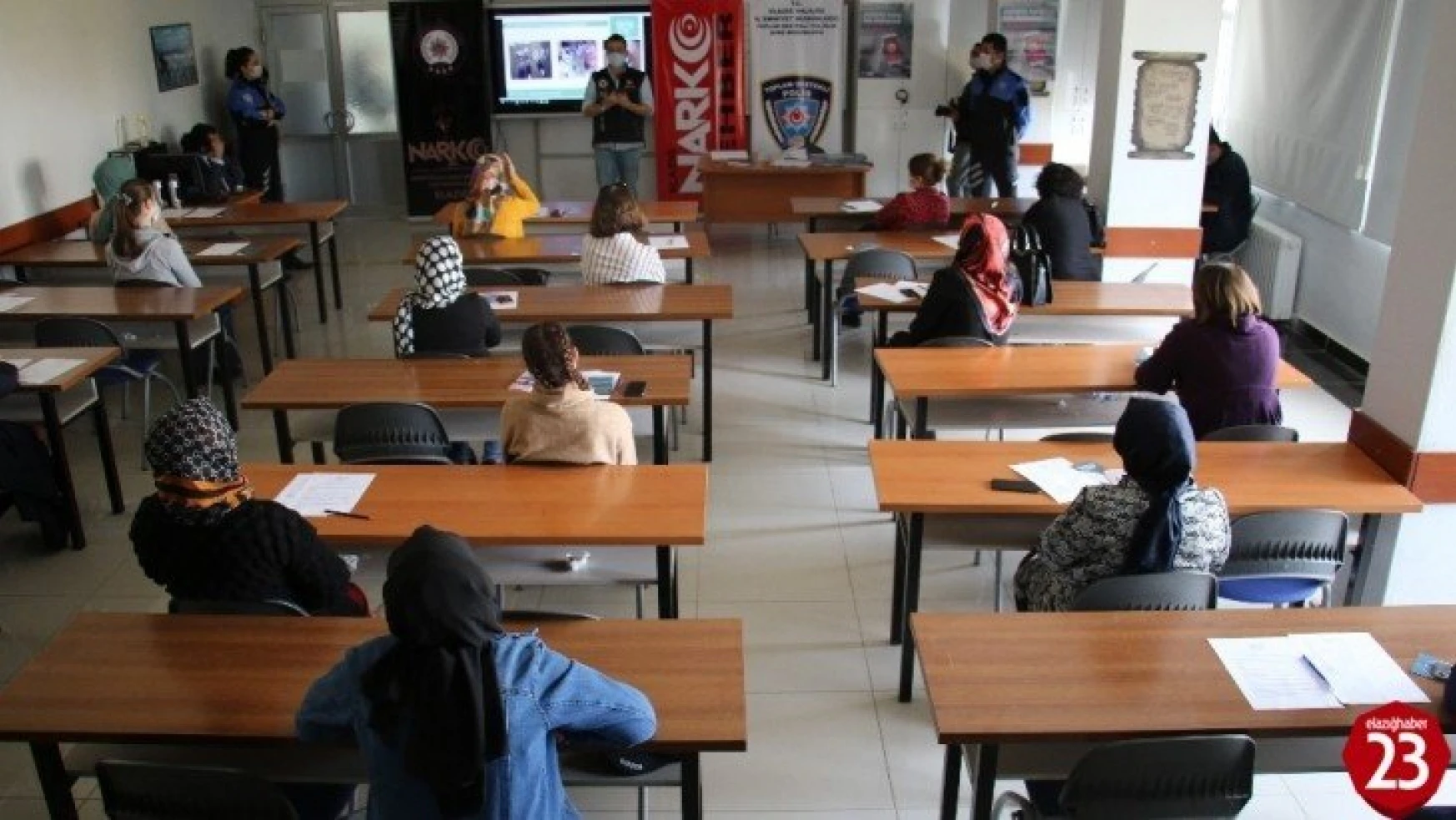 Elazığ'da 'En İyi Narkotik Polisi, Anne' projesi eğitimleri başladı
