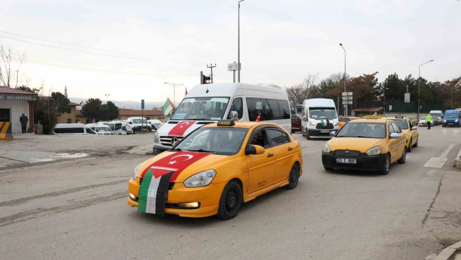 Elazığ'da 'Gazze'ye Yol Olduk' konvoyu