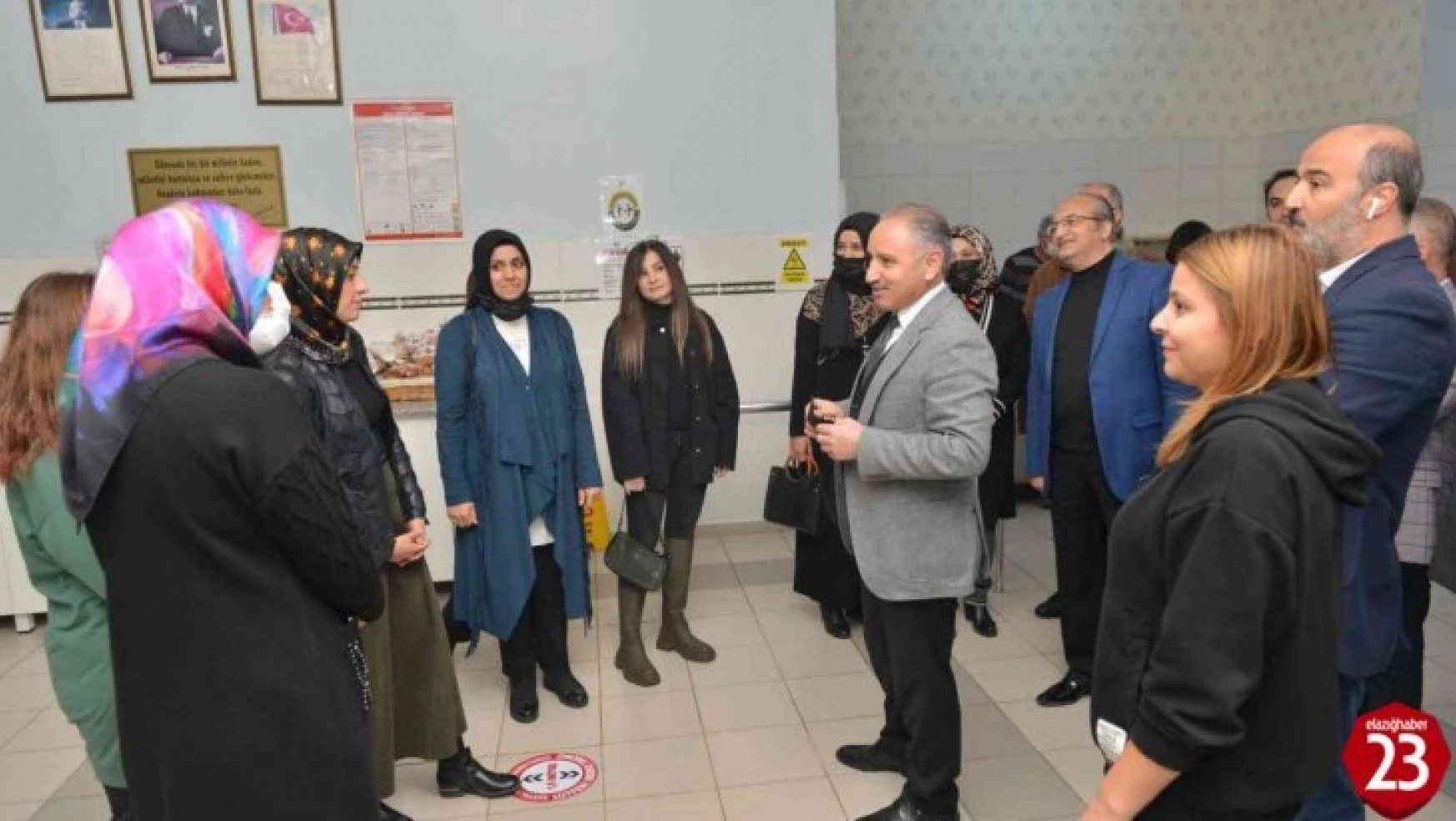 Elazığ'da 'Muhabbetimiz Bol Olsun' projesi sürüyor