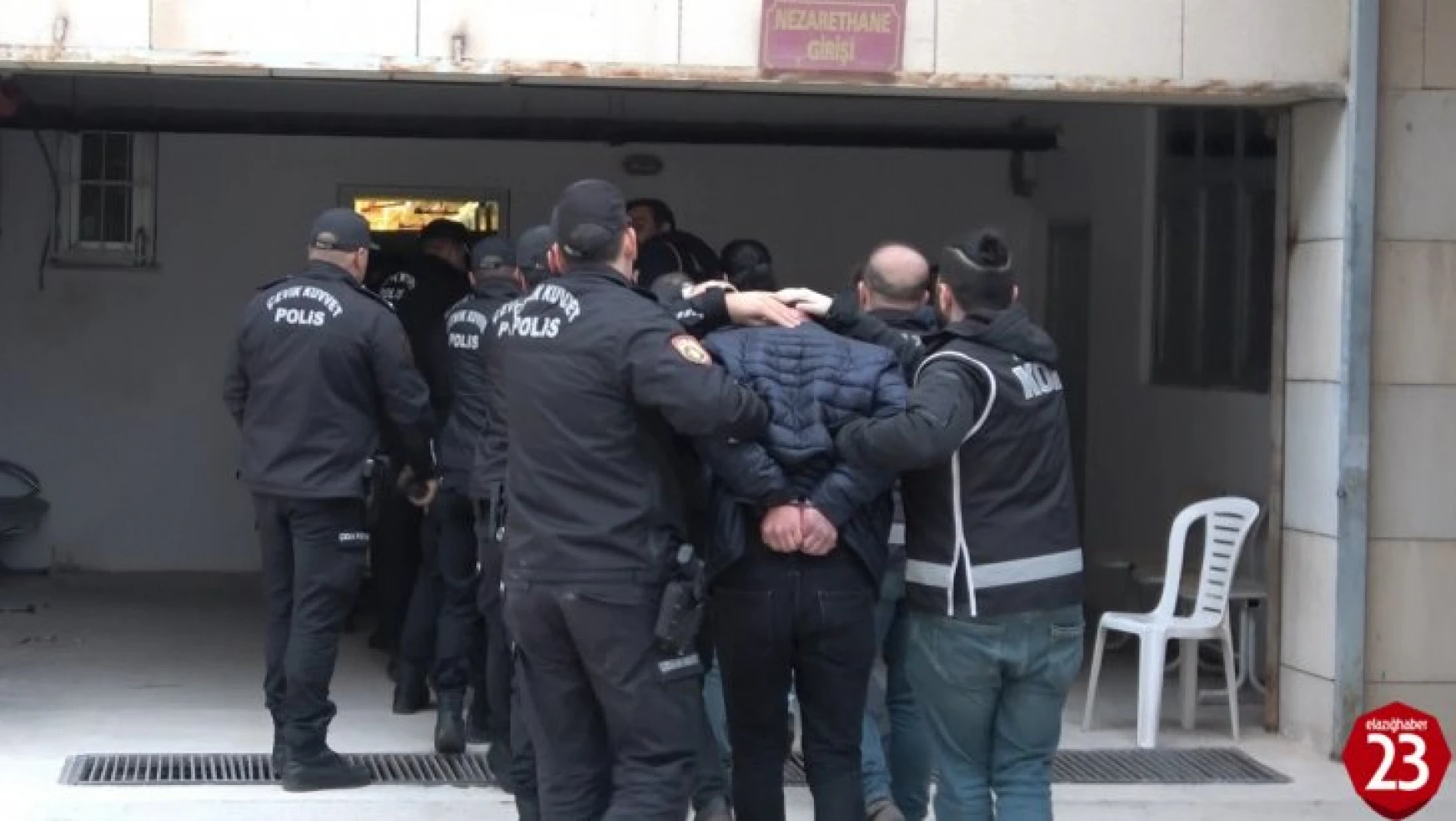 Elazığ'da 'Silindir' operasyonunda 17 tutuklama