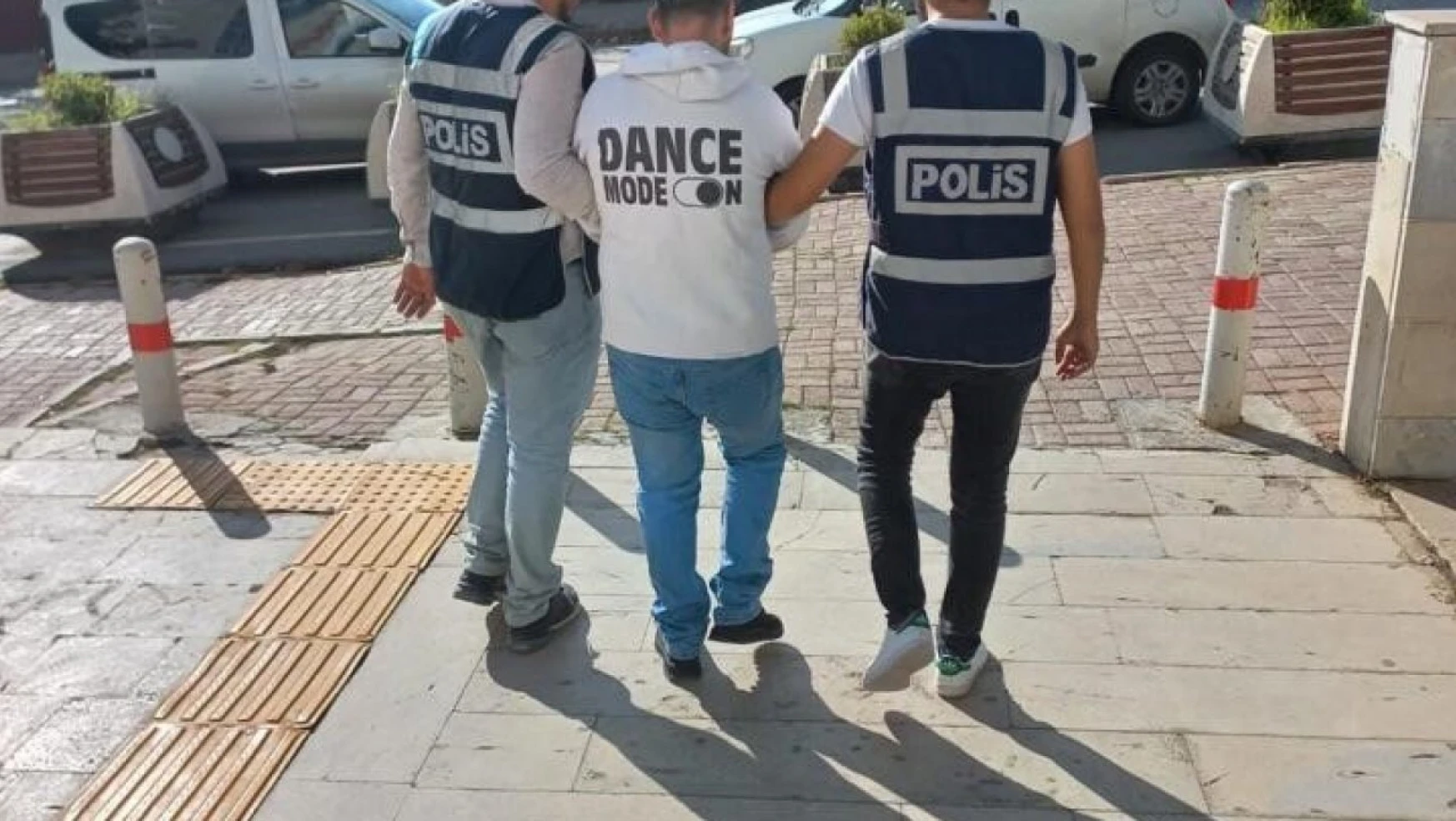 Elazığ'da 16 yıl kesinleşmiş hapis cezası bulunan şahıs yakalandı
