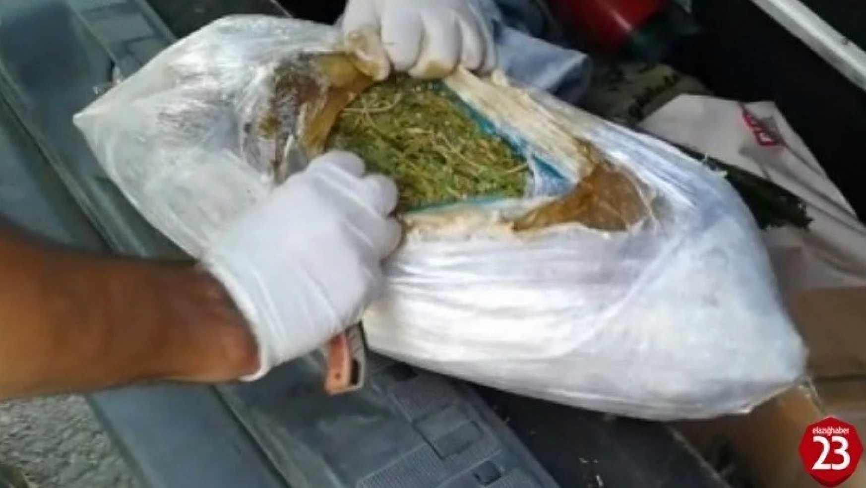 Elazığ'da 2 kilo 250 gram esrarla yakalanan şüpheli tutuklandı