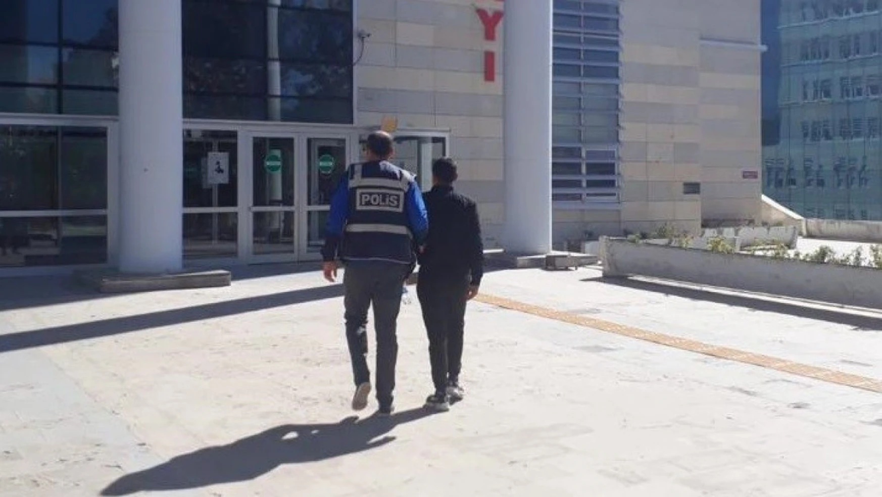 Elazığ'da 20 yıl kesinleşmiş hapis cezası olan zanlı tutuklandı